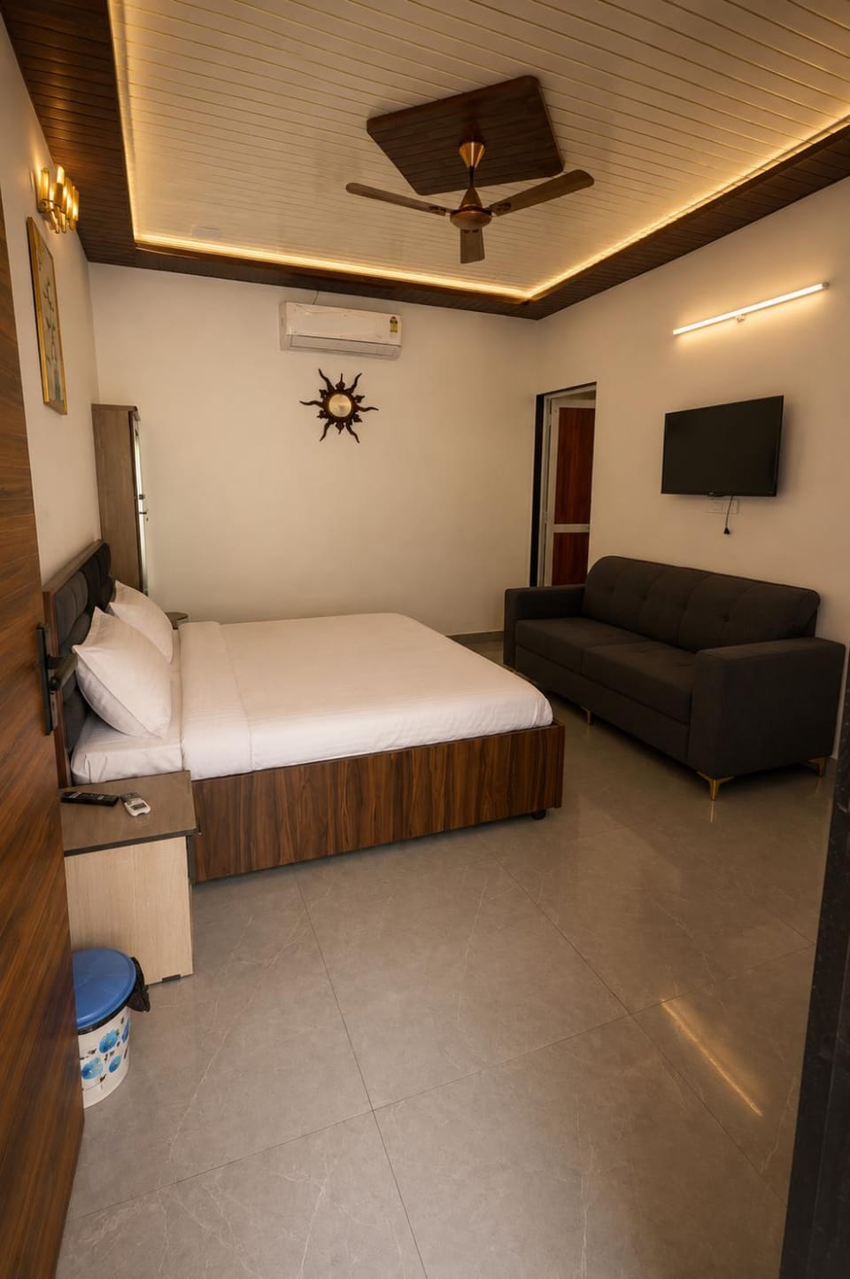 cozy 2 BR with private pool near Hyatt House in Jaipur
