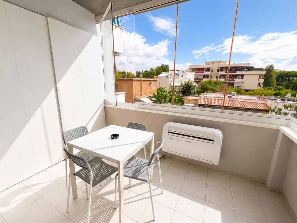 Patio, View (from property/room), Balcony/Terrace, Dining area