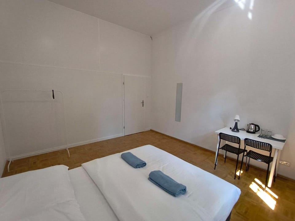 Fantastic-Inn Kraków - B7 Pokój A104 Apartment in Krakow