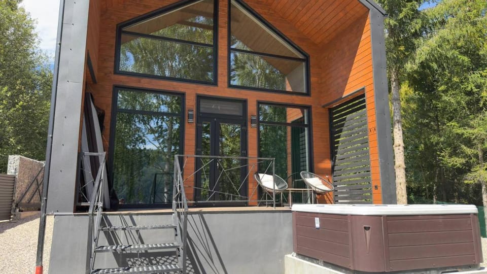 Пайнс House in Ukraine