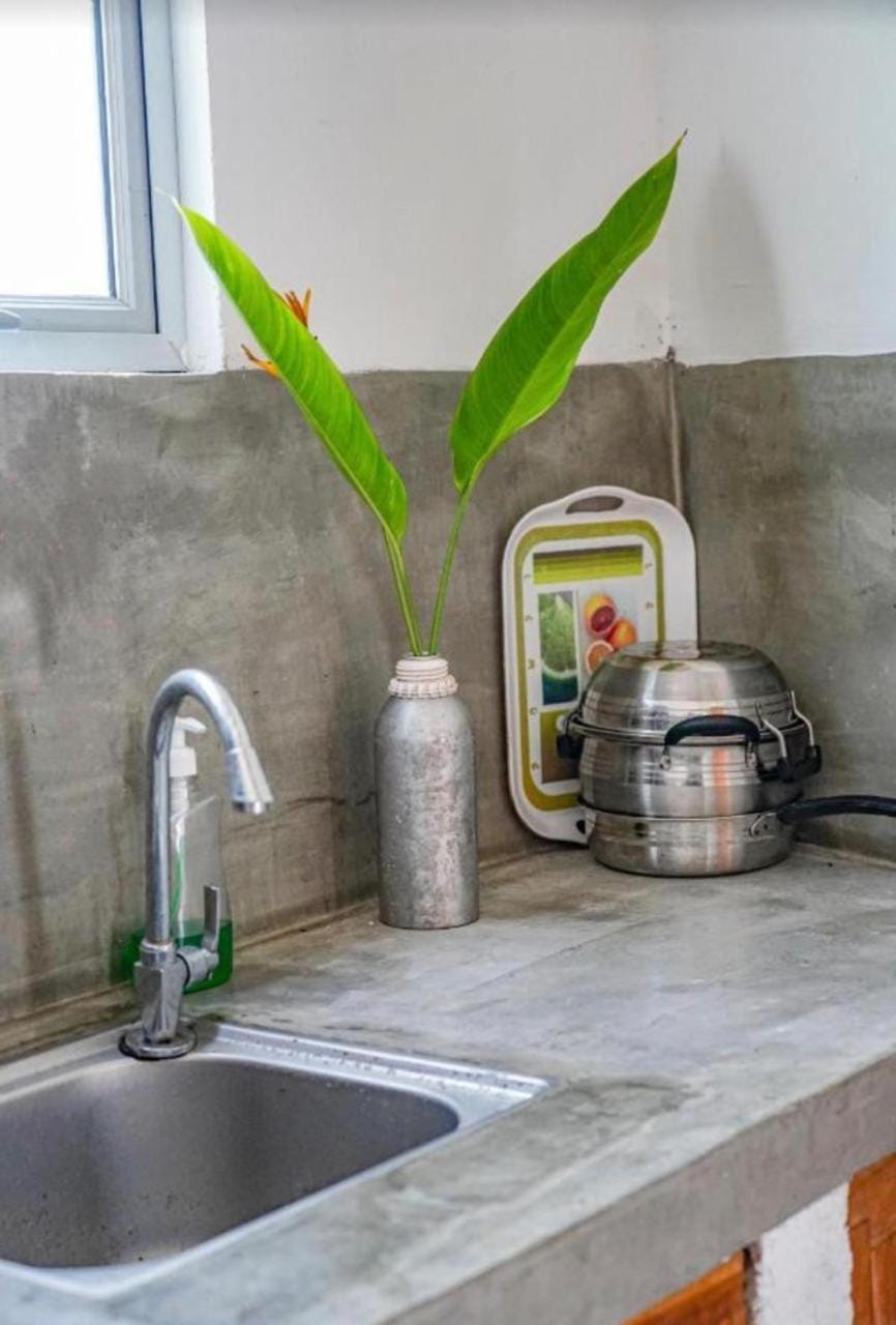 Kitchen or kitchenette, Kitchen or kitchenette, stove