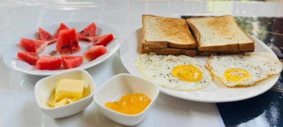 Food and drinks, Food, Breakfast, Continental breakfast