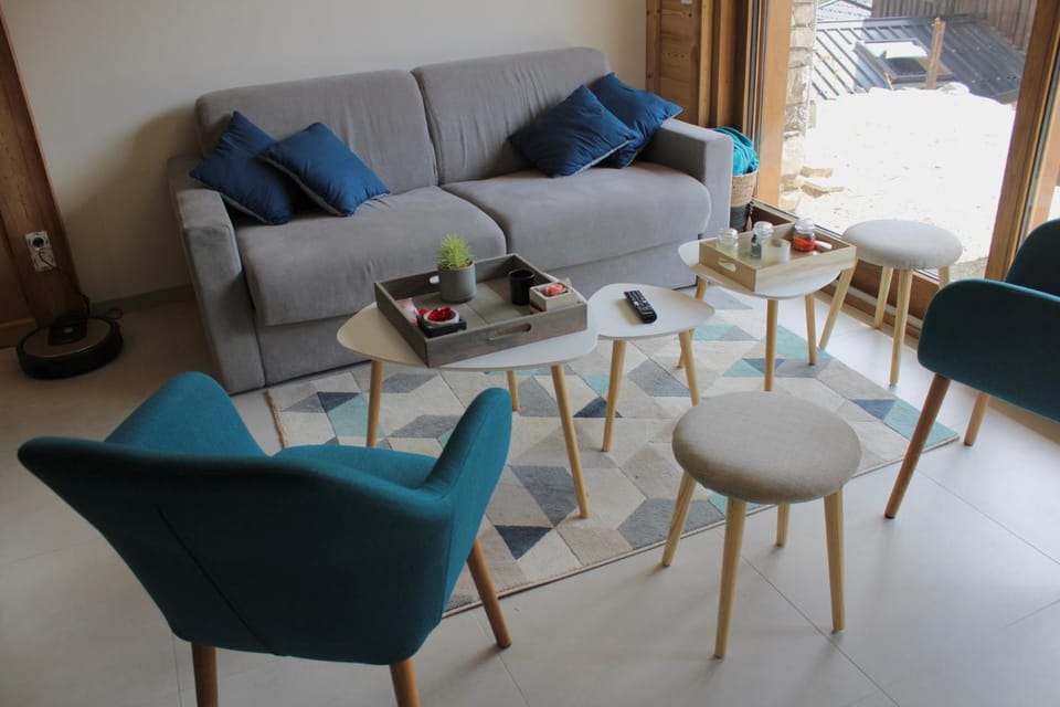 Property building, Living room
