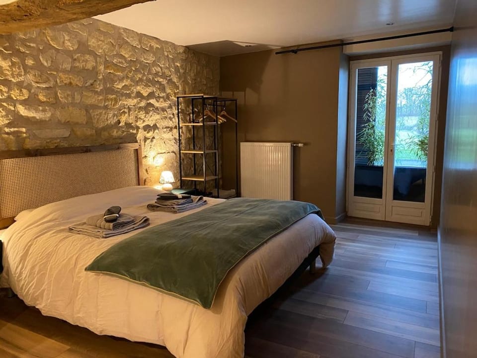 La Grange House in Bourgogne-Franche-Comté