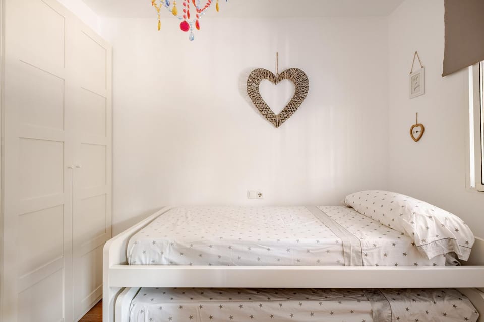 Living room, Bedroom
