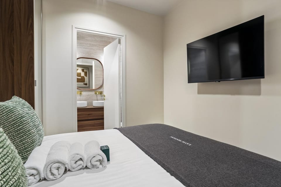 Lavie Maison - Jacuzzi & Clim - Paris Sentier Apartment in Paris