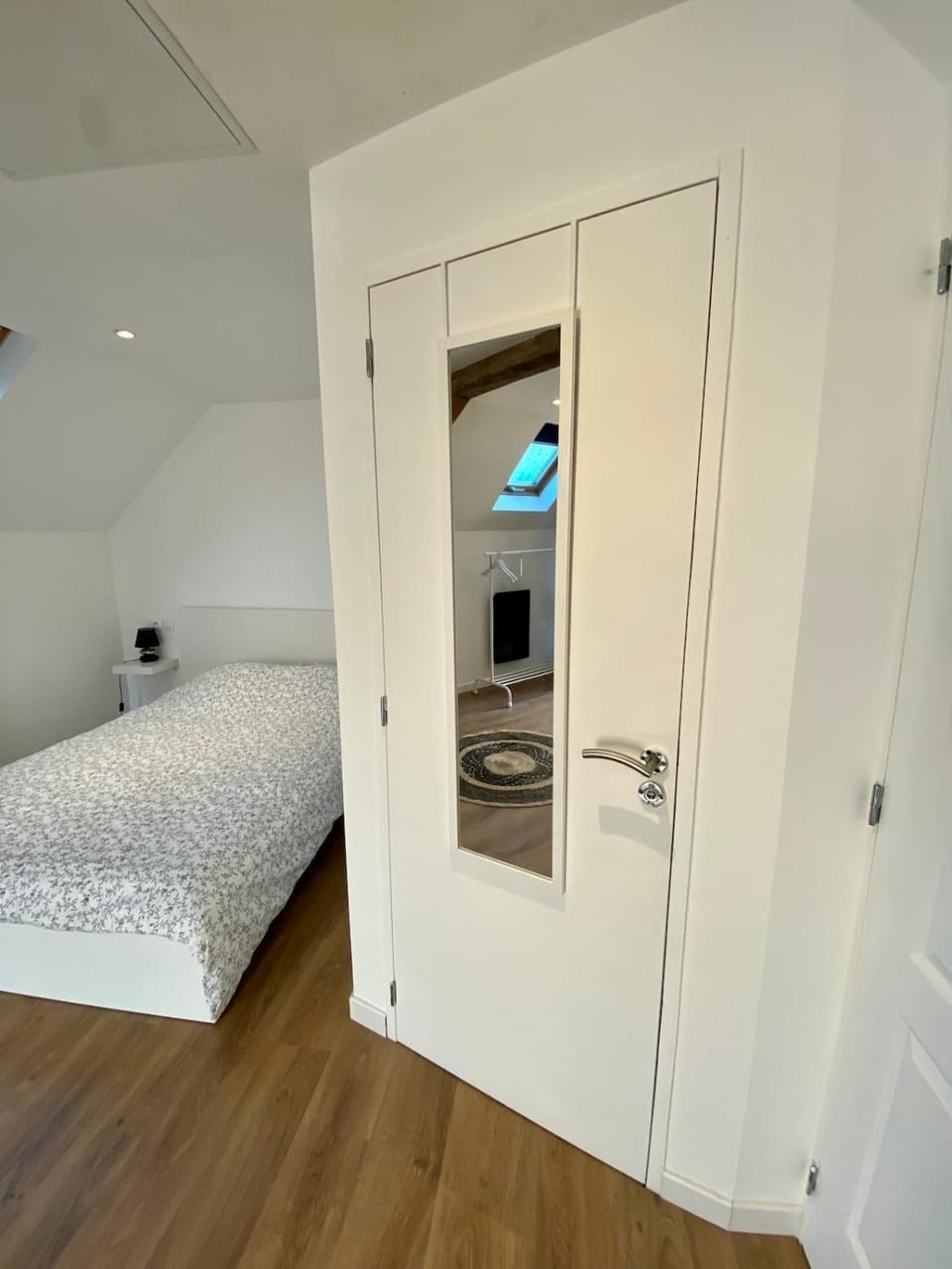 Charmant studio climatisé sur Bords de Loire Apartment in Pays de la Loire
