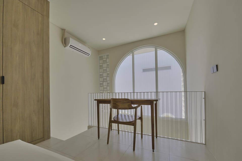Seating area, Bedroom