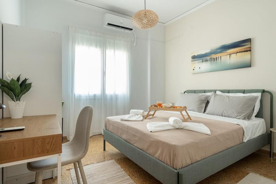 3BR Old Town Retreat - 2min Walk to Sea Apartment in Heraklion