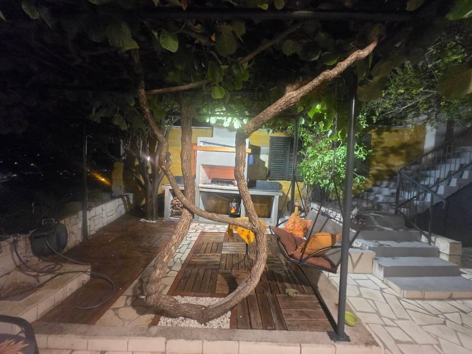 Night, BBQ facilities