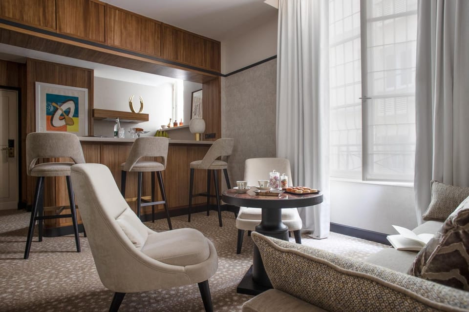 Living room, Lounge or bar