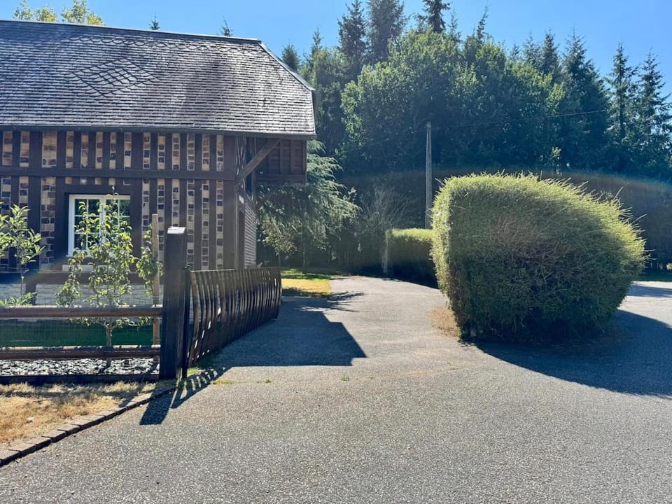 Gite L'Erisa Annebault House in Normandy