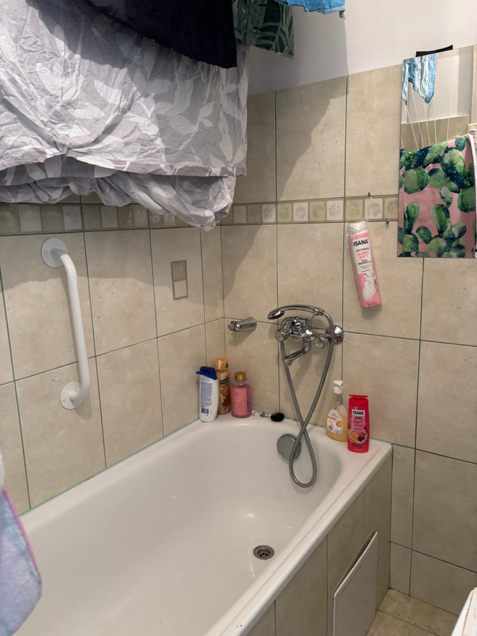 Bathroom, Bath