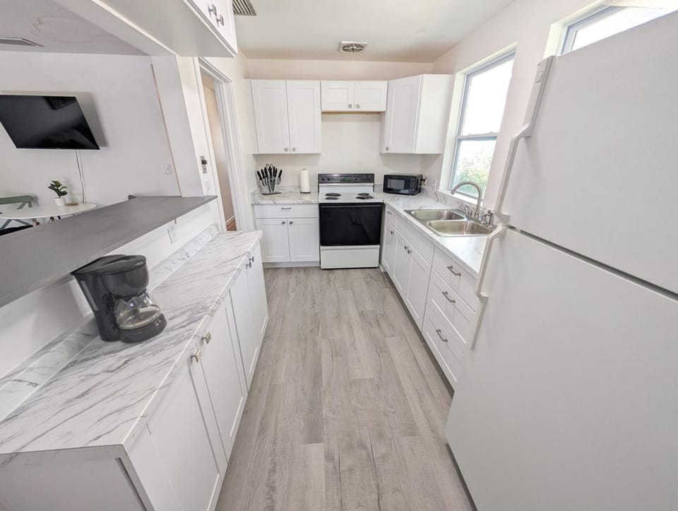The Beach Shack 1BR Getaway Apartment in Neptune Beach