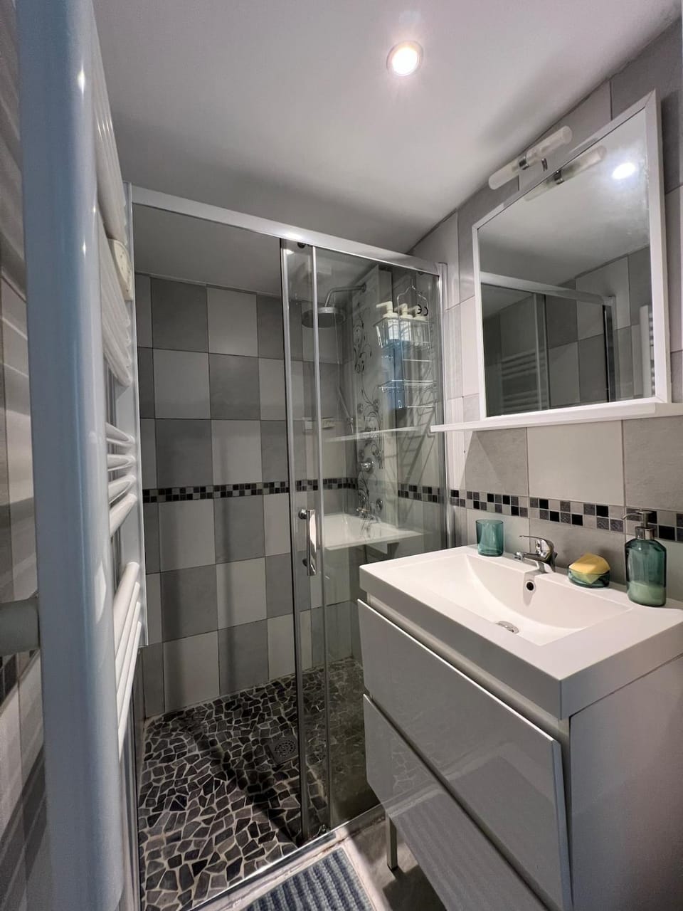 T2 La Joliette, metro à 3 min, Terrasses du Port Apartment in Marseille