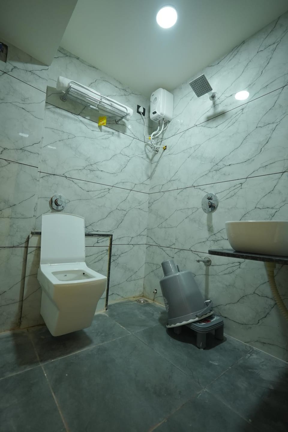 Hotel Stay Zone Hotel in Vadodara