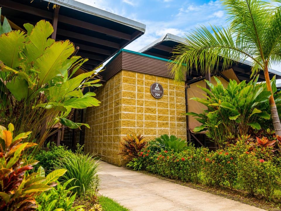 Property building, Garden