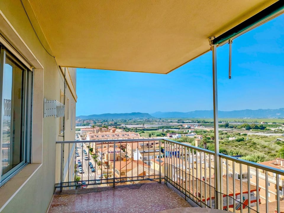 Day, Natural landscape, Balcony/Terrace, Mountain view