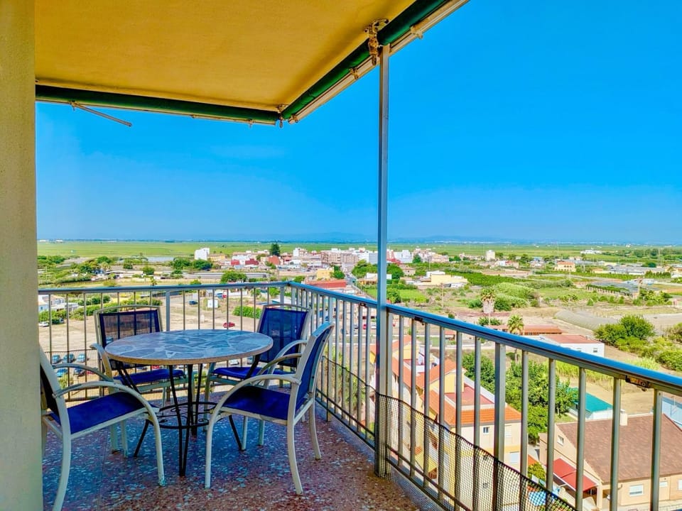 Natural landscape, View (from property/room), Balcony/Terrace