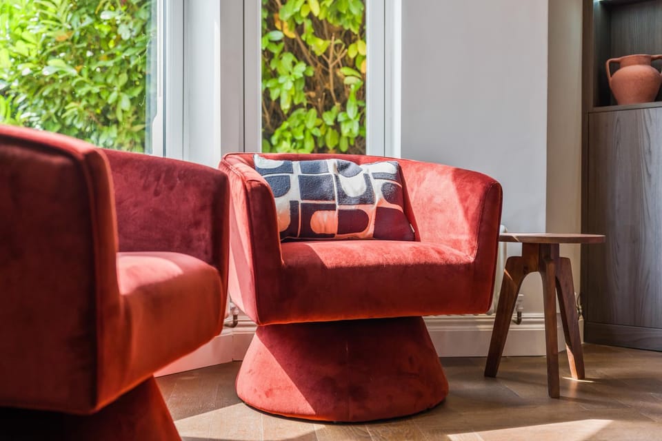Living room, Seating area