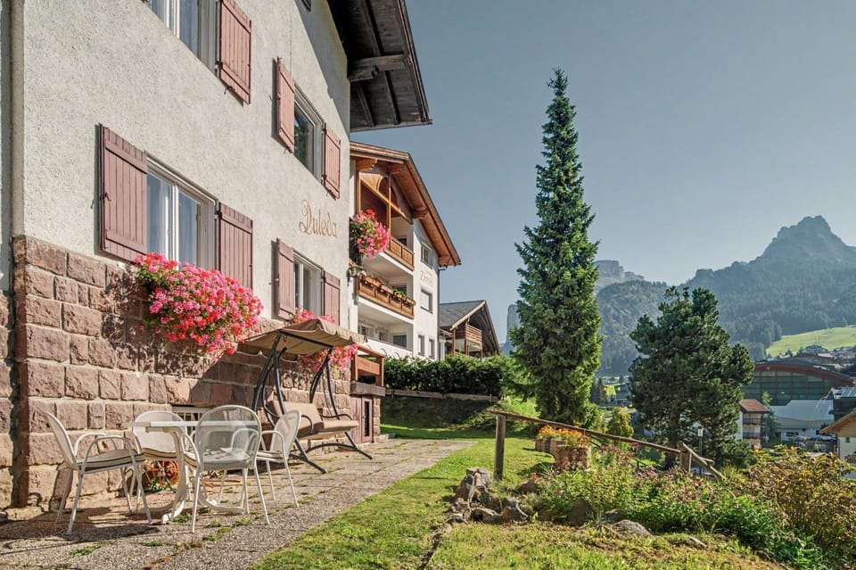 Piz Duleda - Alpine Apartment Apartment in Sëlva