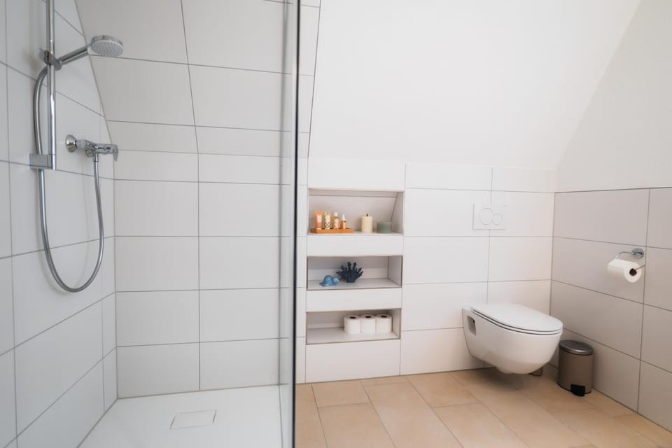 Shower, Toilet, Bathroom