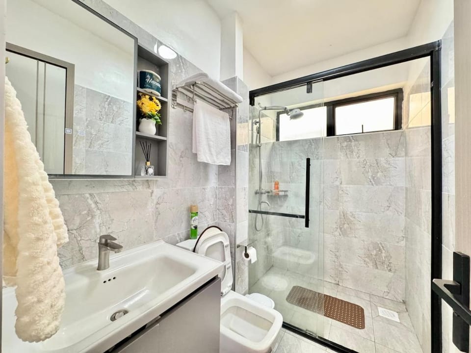 M&E Luxury Suites, Kilimani - 2-Bedroom Fully-Furnished Apartment Apartment in Nairobi County