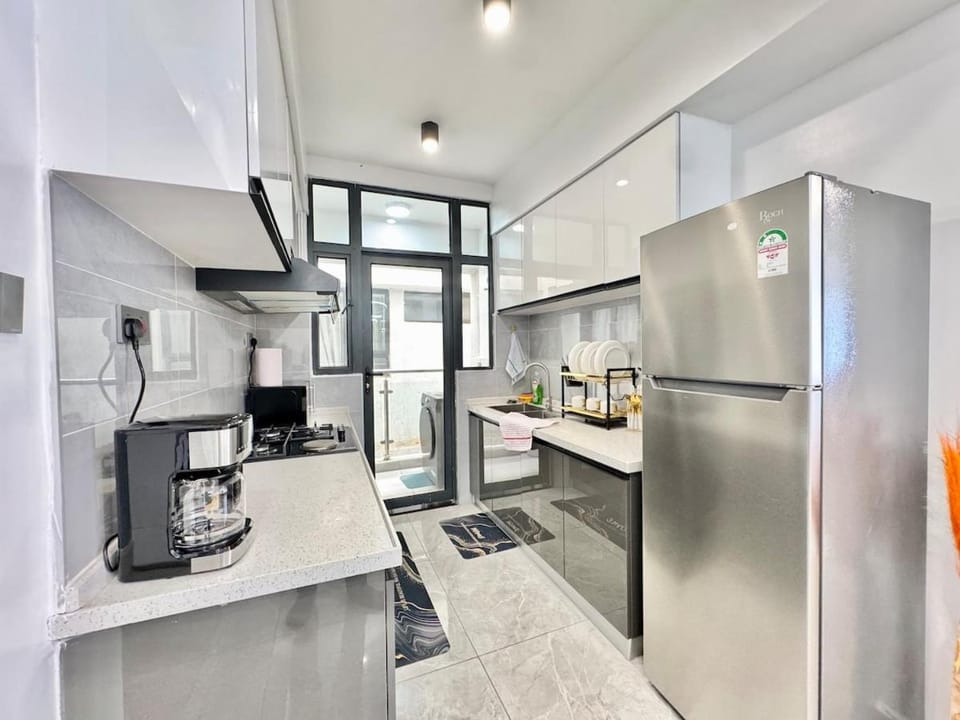M&E Luxury Suites, Kilimani - 2-Bedroom Fully-Furnished Apartment Apartment in Nairobi County