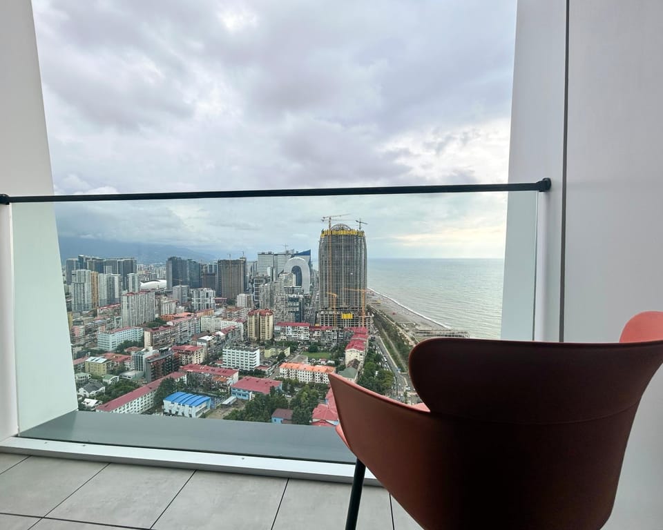 Alliance Privilege Luxury Sea View for 3 Persons Apartment in Batumi