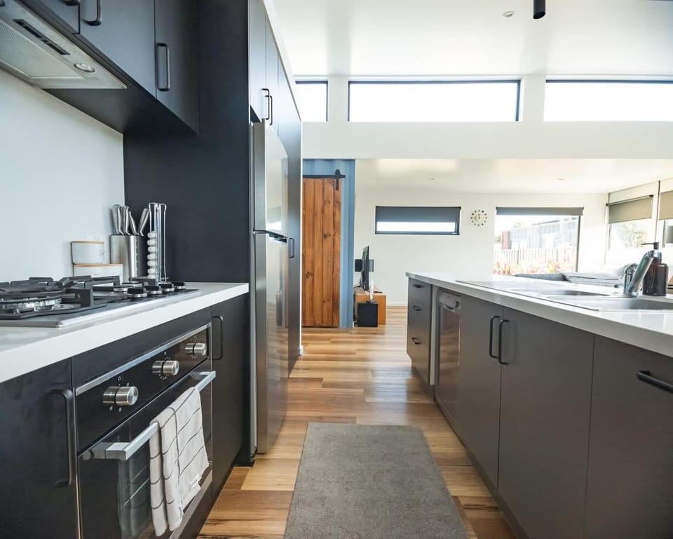 Container on Callista - Modern Coastal Escape House in Port Sorell