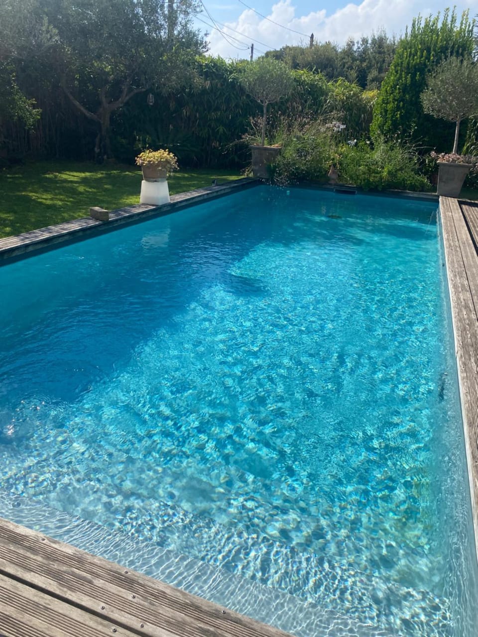 Swimming pool