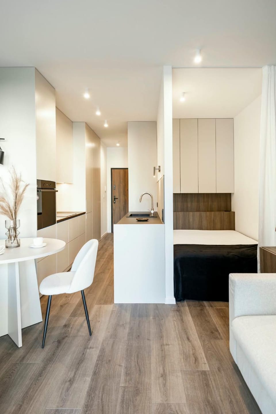 Kitchen or kitchenette, Seating area