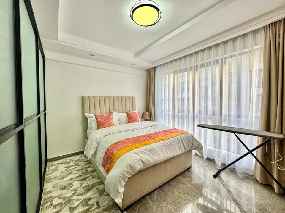 M&E Luxury Suites, Kilimani - Fully-Furnished Partitioned Mini 1-Bedroom Apartment in Nairobi County