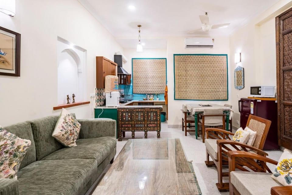 Diwan-E-Khas 3 Apartment in New Delhi