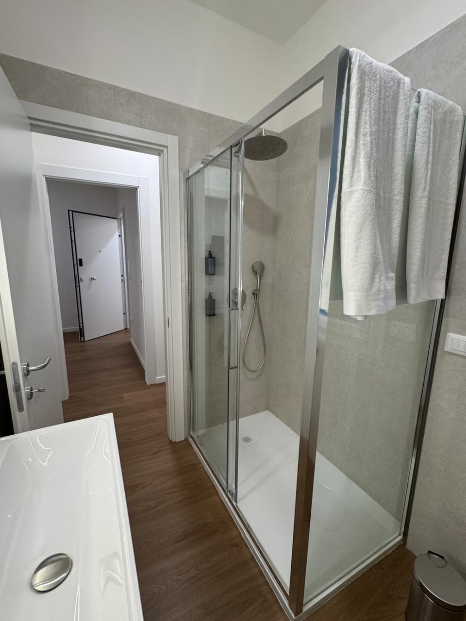 Shower, Bathroom