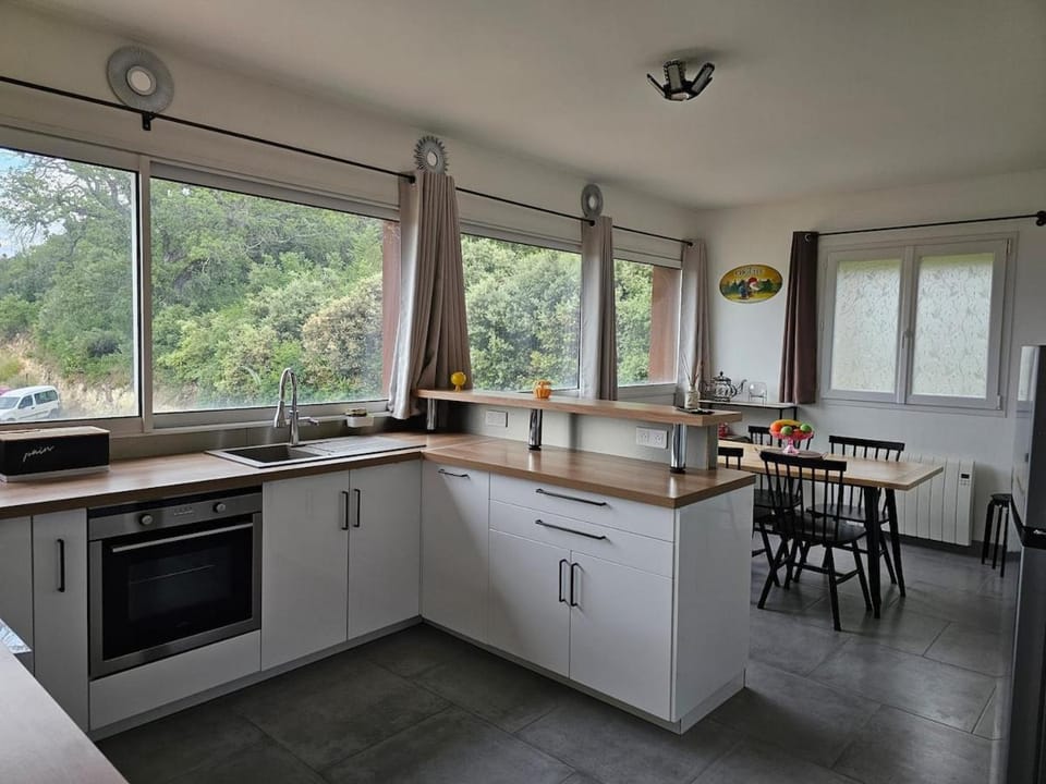 L'Oustau Des Jakas Apartment in Mormoiron