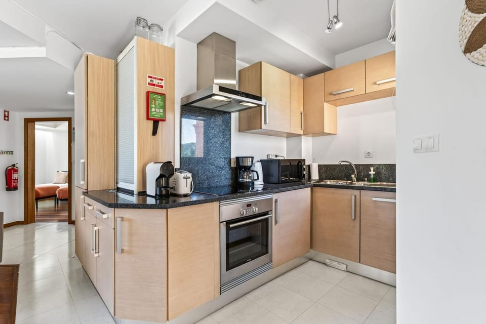 Coffee/tea facilities, Kitchen or kitchenette