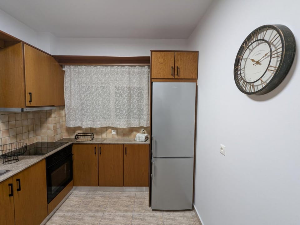 Kitchen or kitchenette, oven, stove