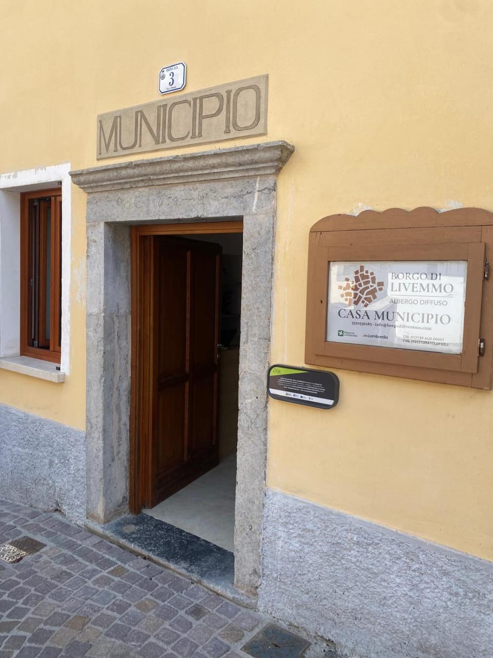 BORGO DI LIVEMMO Albergo Diffuso Hotel in Province of Brescia