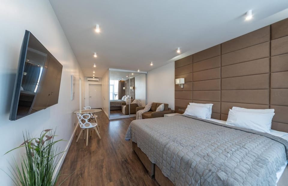 Bed, Photo of the whole room