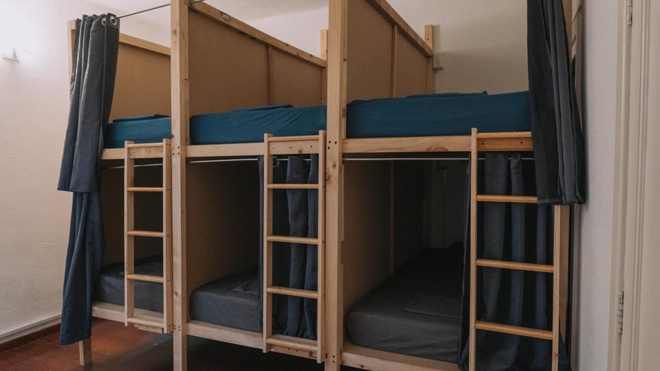 bunk bed