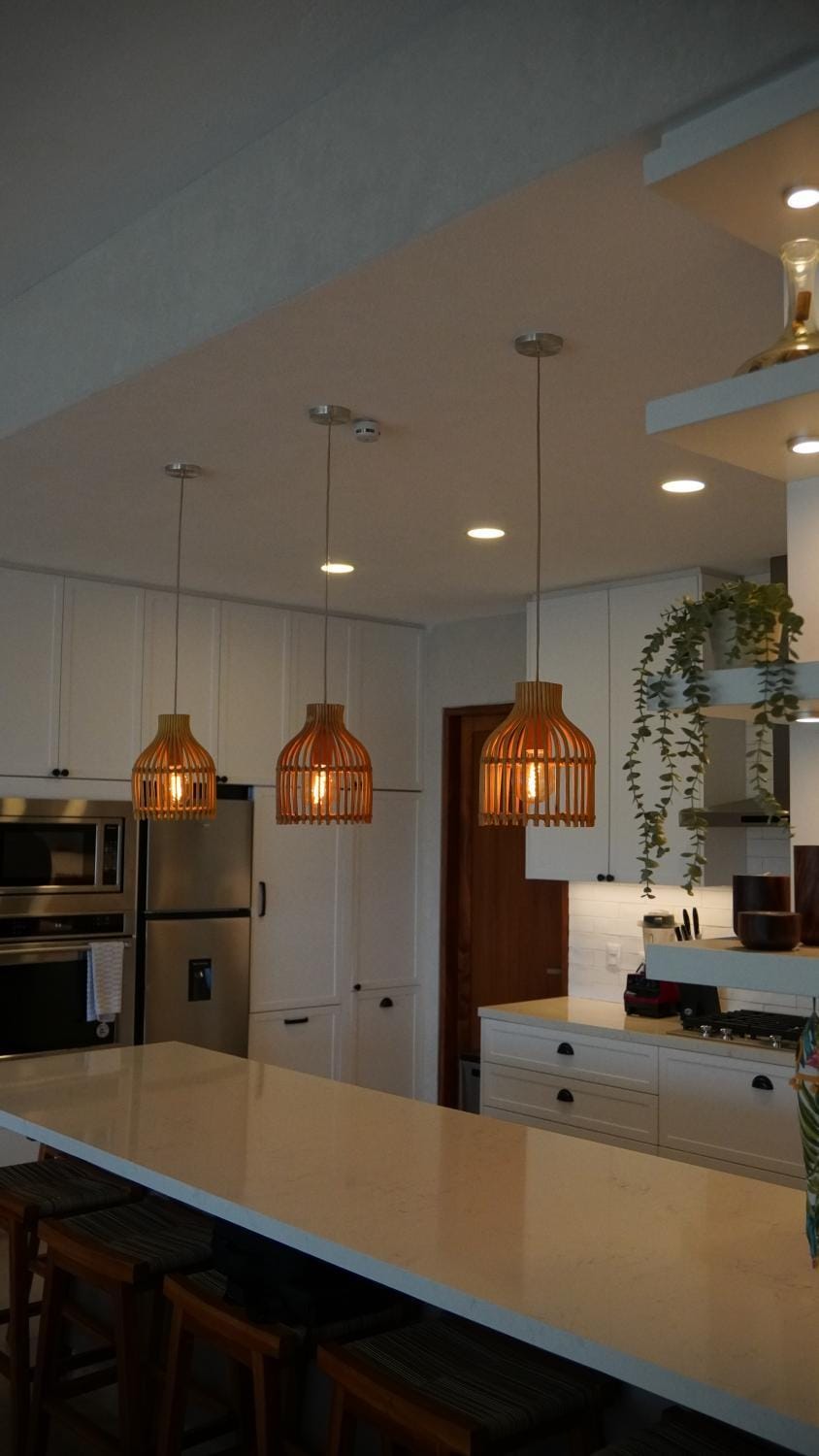 Kitchen or kitchenette, minibar, oven, stove