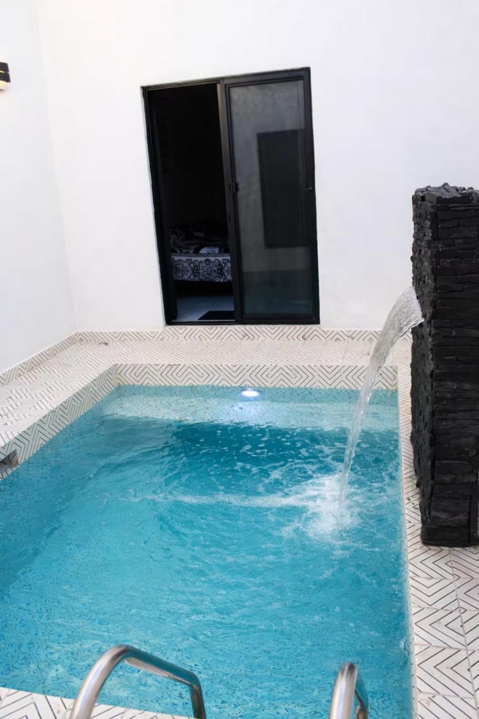 Suite de Lujo -Alberca Privada - 5 min USA - Emporio Diamante 2 Apartment in State of Coahuila
