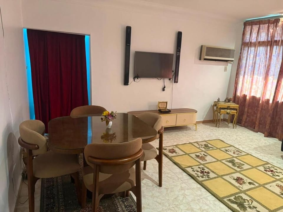 شقه الترا سوبر لوكس أمام سيتي ستارز فندق الانتركونتيننتال عمارات الإمداد مدينه نصر Apartment in Cairo Governorate