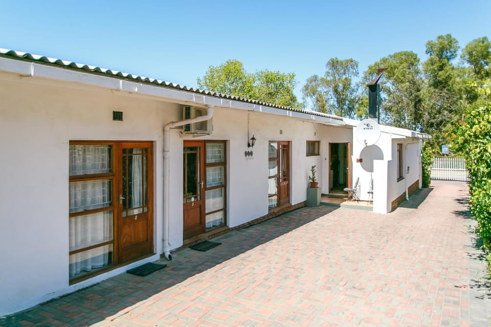 Langenhoven B&B Bed and Breakfast in Western Cape