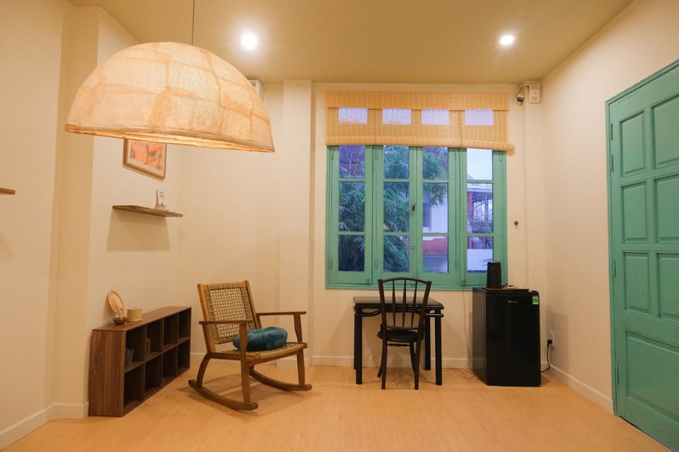 Seating area