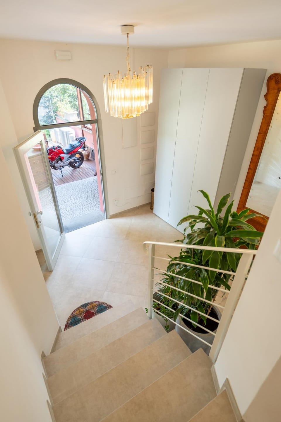 Stress-Free Residential Stay FREE Parking Apartment in Bologna