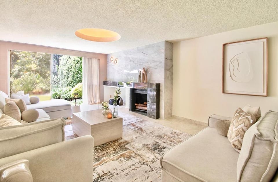 Curated Polanco Mansion 11BR Luxury Stay House in Mexico City