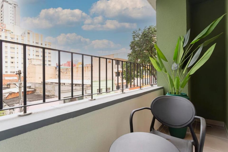 Studio completo no centro de SP 6 min metro Apartment in Sao Paulo City