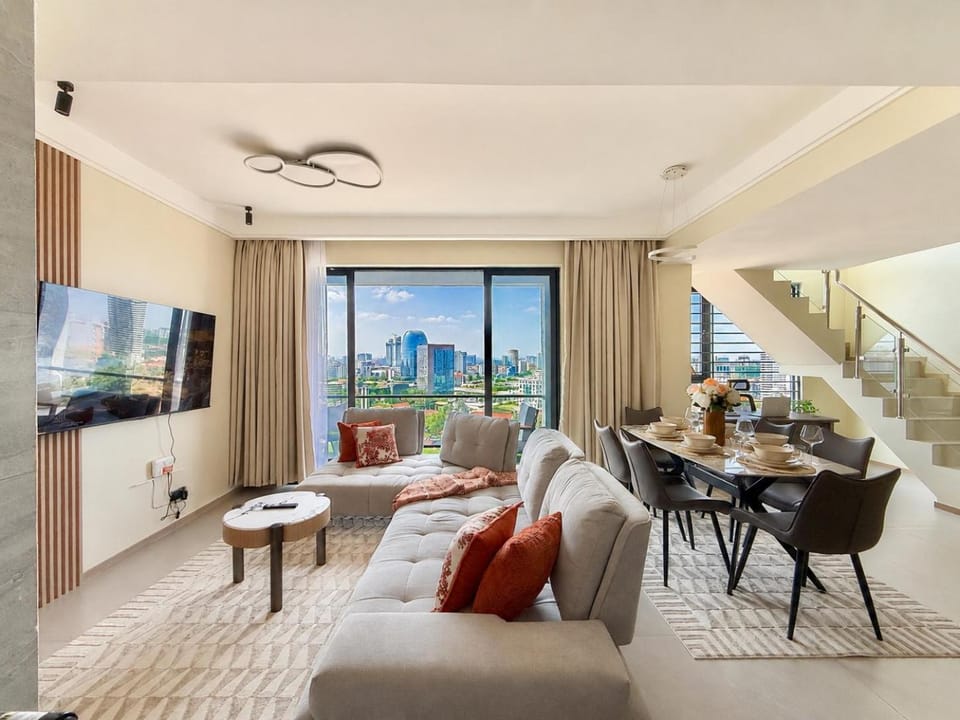 TV and multimedia, Living room, Seating area, Dining area, Evening entertainment